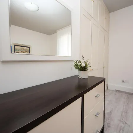Apartment Margaret-2 *